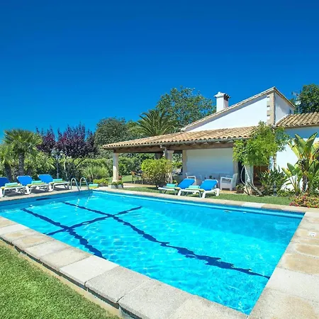 Villa Geranios By *